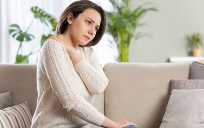 Why Your Back Feels Strained After Carrying Groceries or Bags